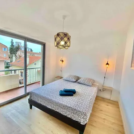 Appart Centre Douce Provence * Saint-Raphael (Var)